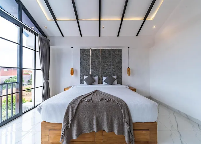 Loft 360 By R Us スミニャック