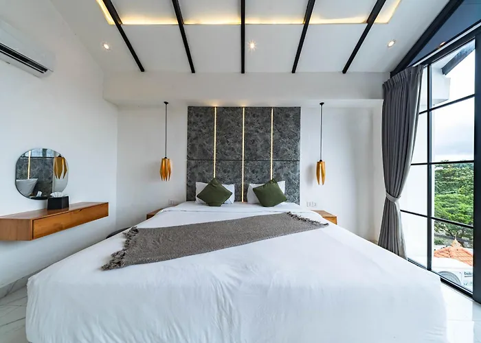 Loft 360 By R Us スミニャック