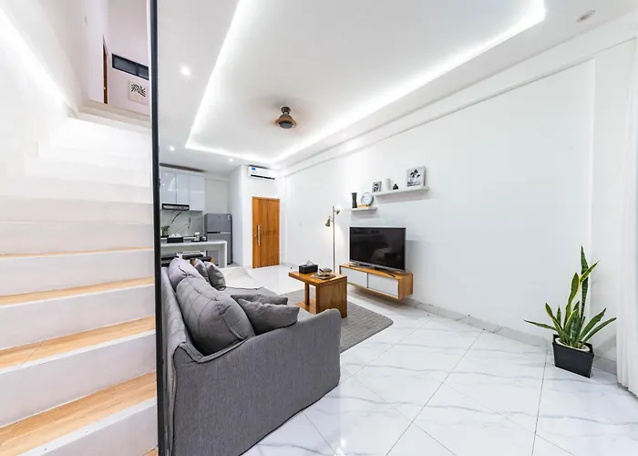 Loft 360 By R Us * スミニャック