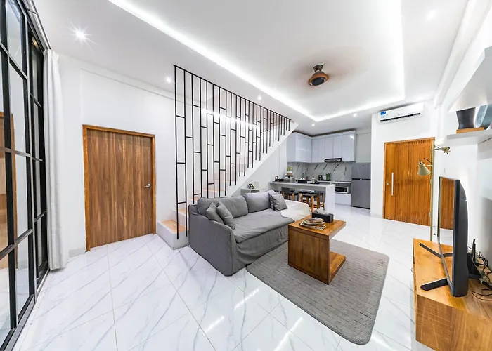 Loft 360 By R Us